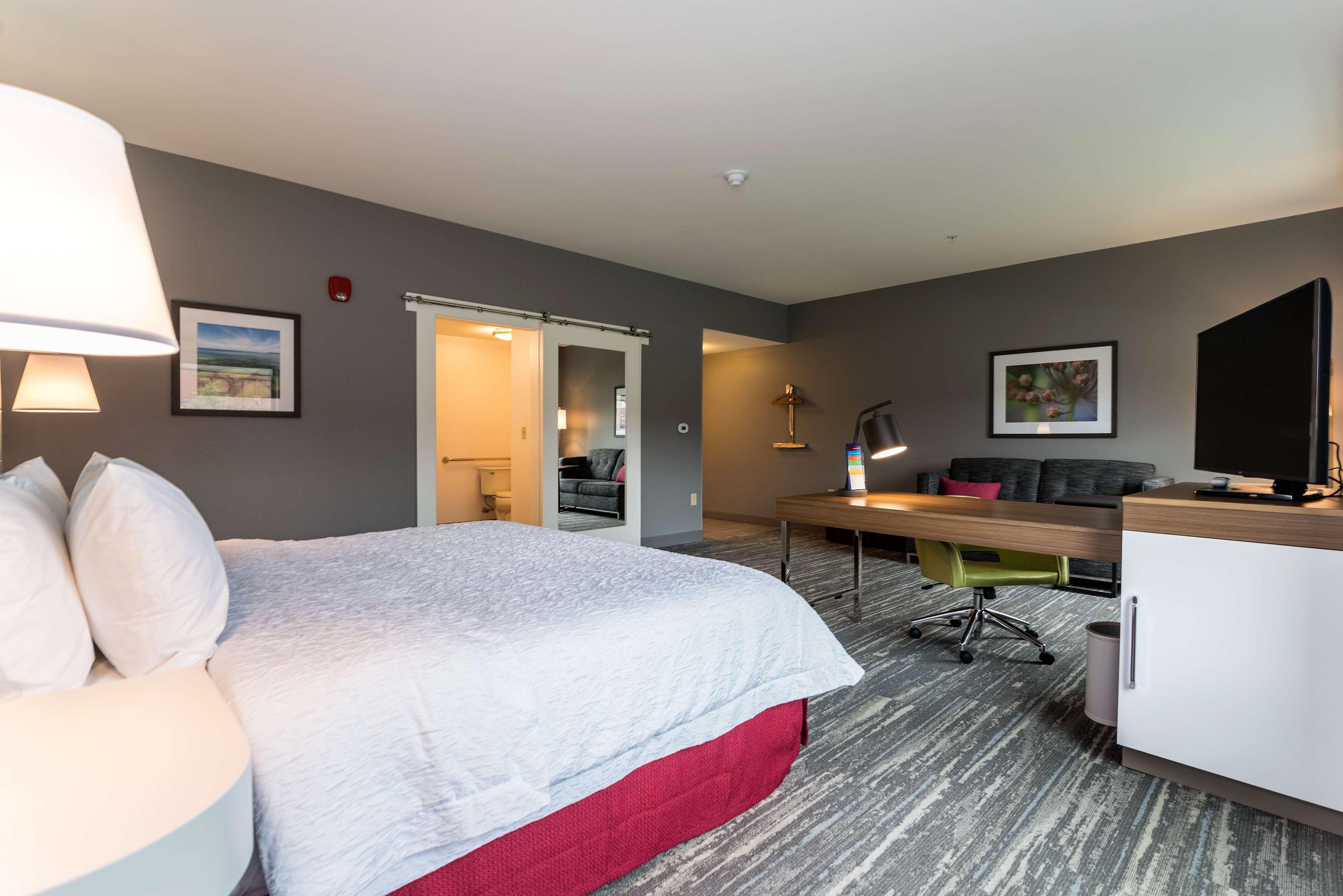 Hampton Inn & Suites - Allen Park Экстерьер фото