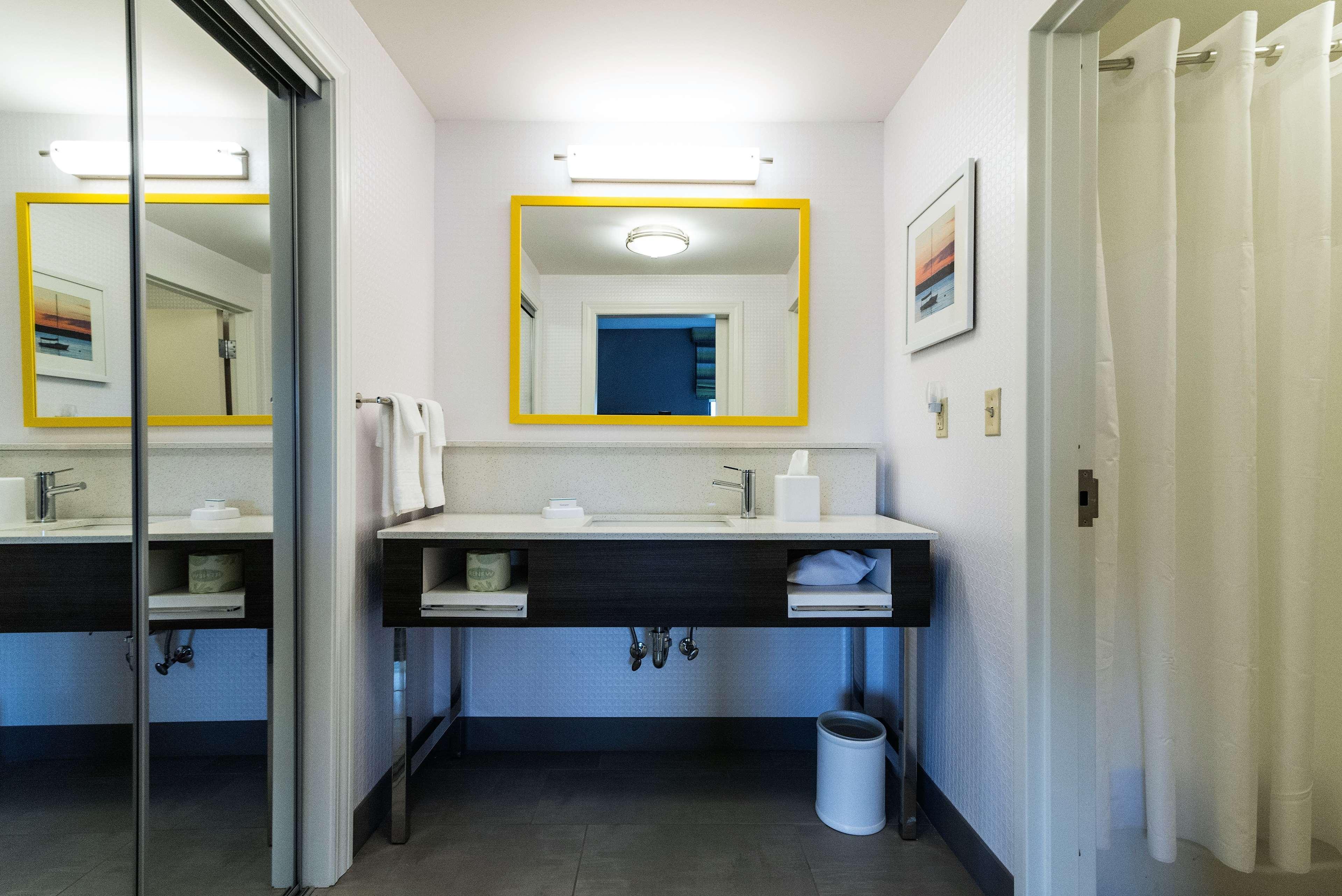 Hampton Inn & Suites - Allen Park Экстерьер фото