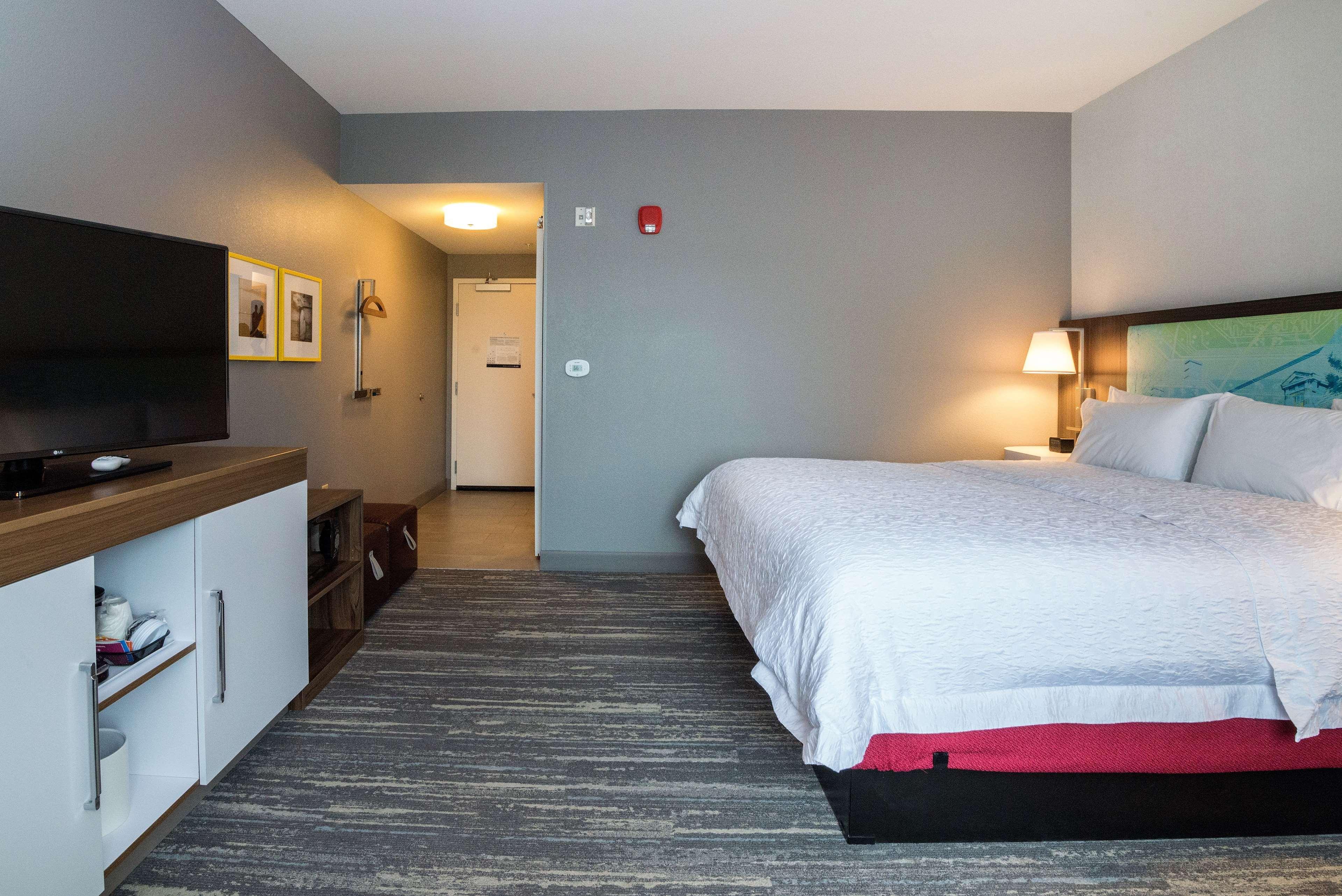 Hampton Inn & Suites - Allen Park Экстерьер фото