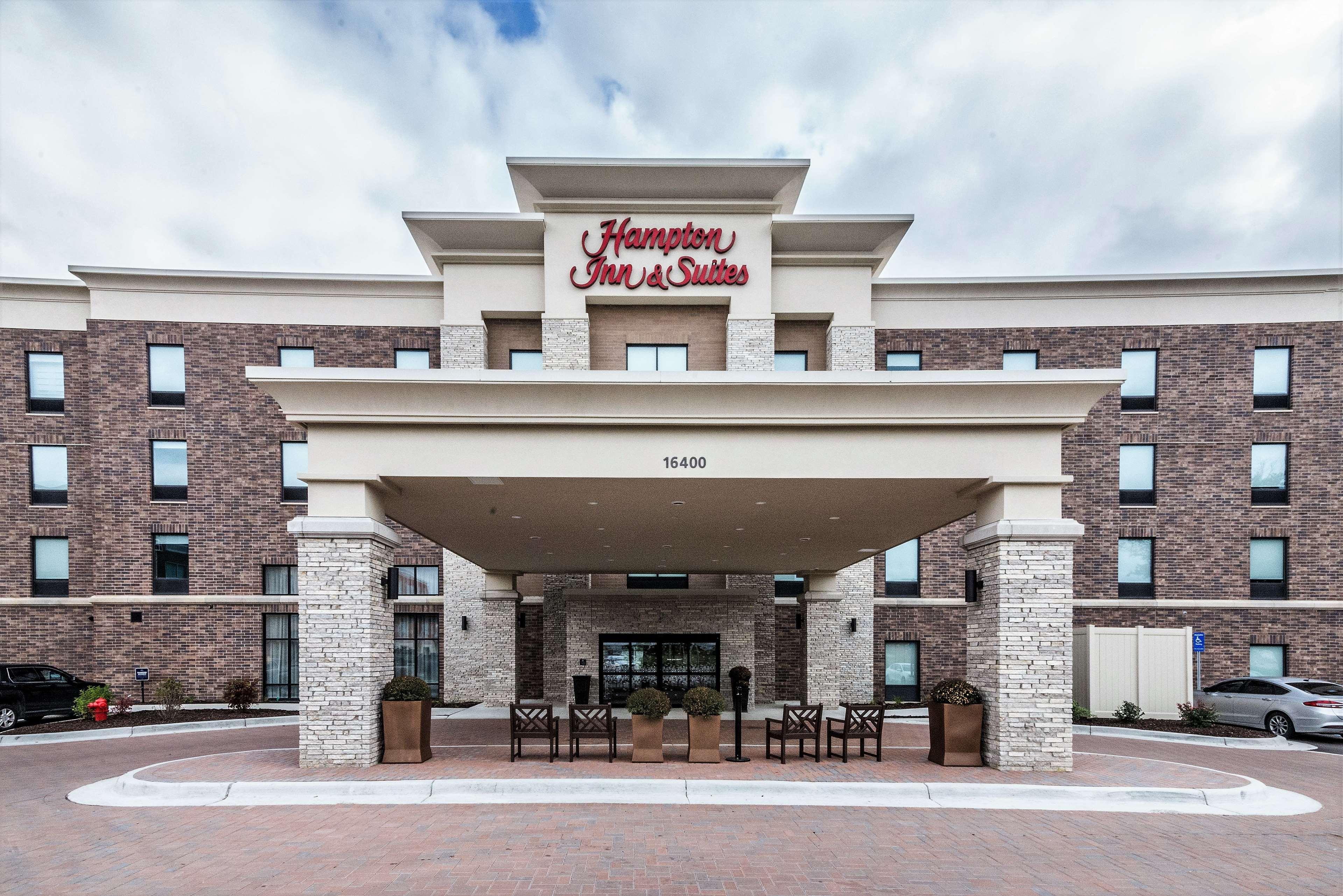 Hampton Inn & Suites - Allen Park Экстерьер фото