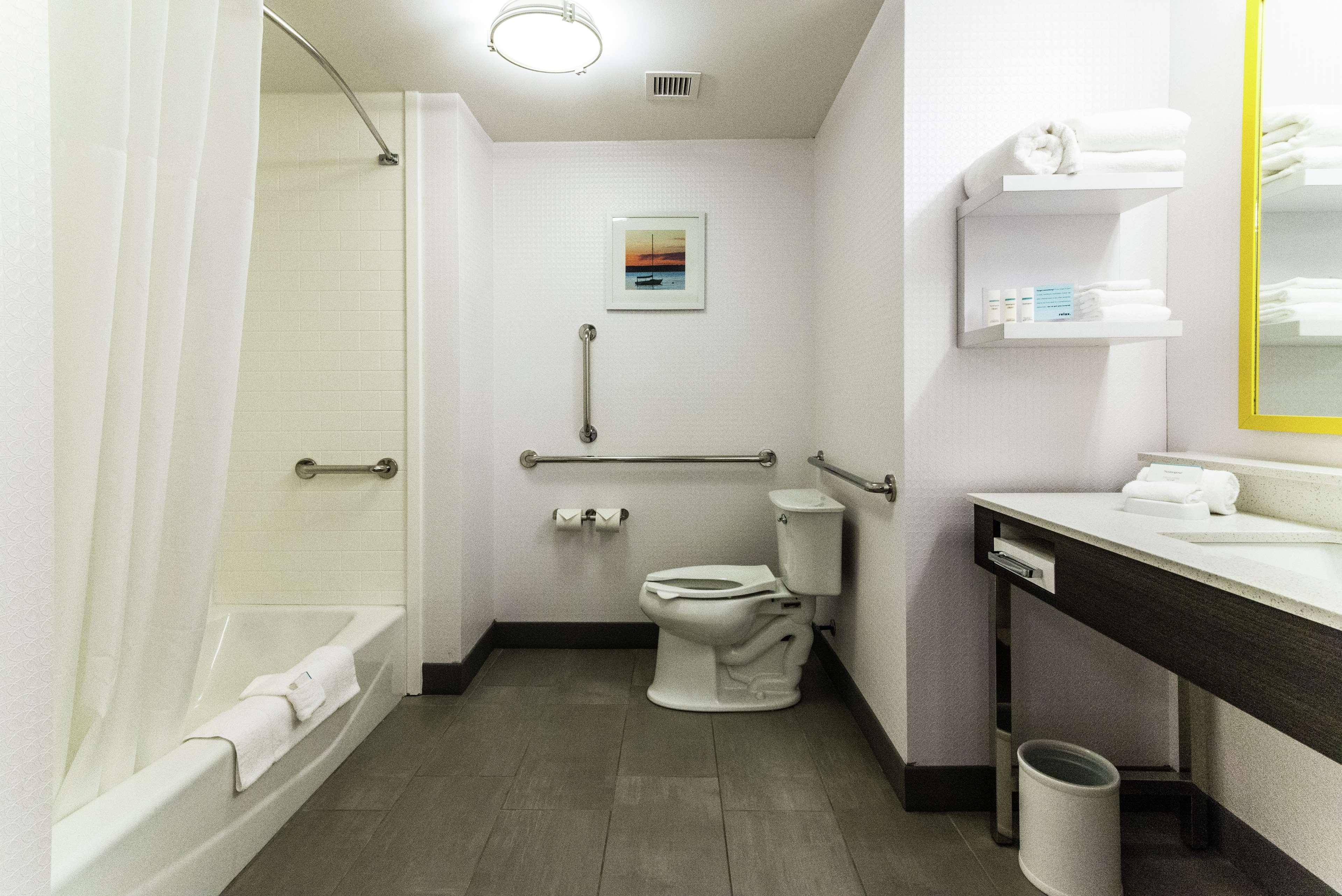 Hampton Inn & Suites - Allen Park Экстерьер фото