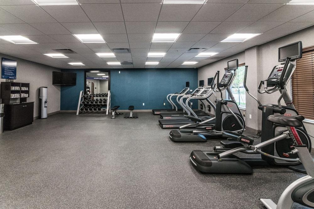 Hampton Inn & Suites - Allen Park Экстерьер фото