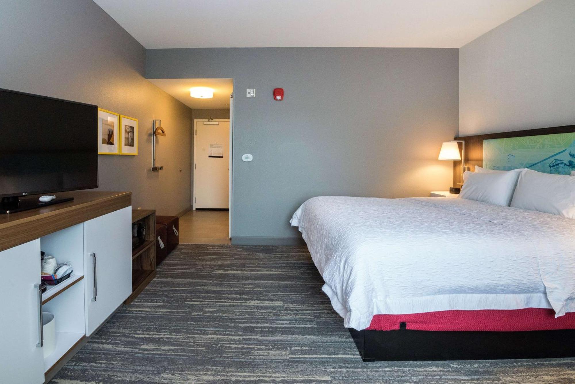 Hampton Inn & Suites - Allen Park Экстерьер фото