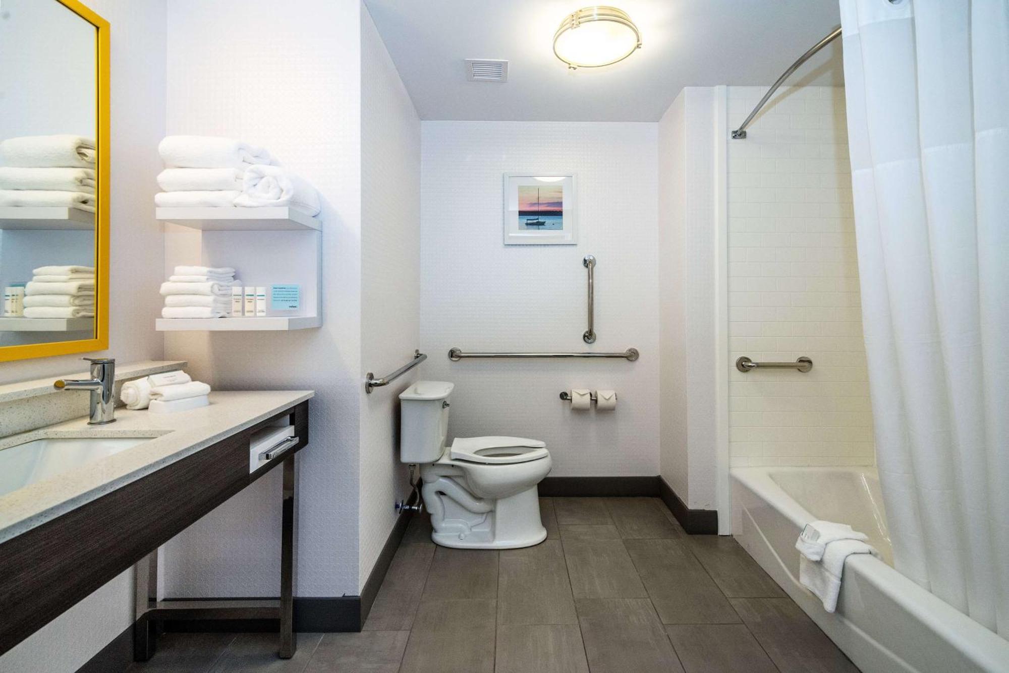Hampton Inn & Suites - Allen Park Экстерьер фото